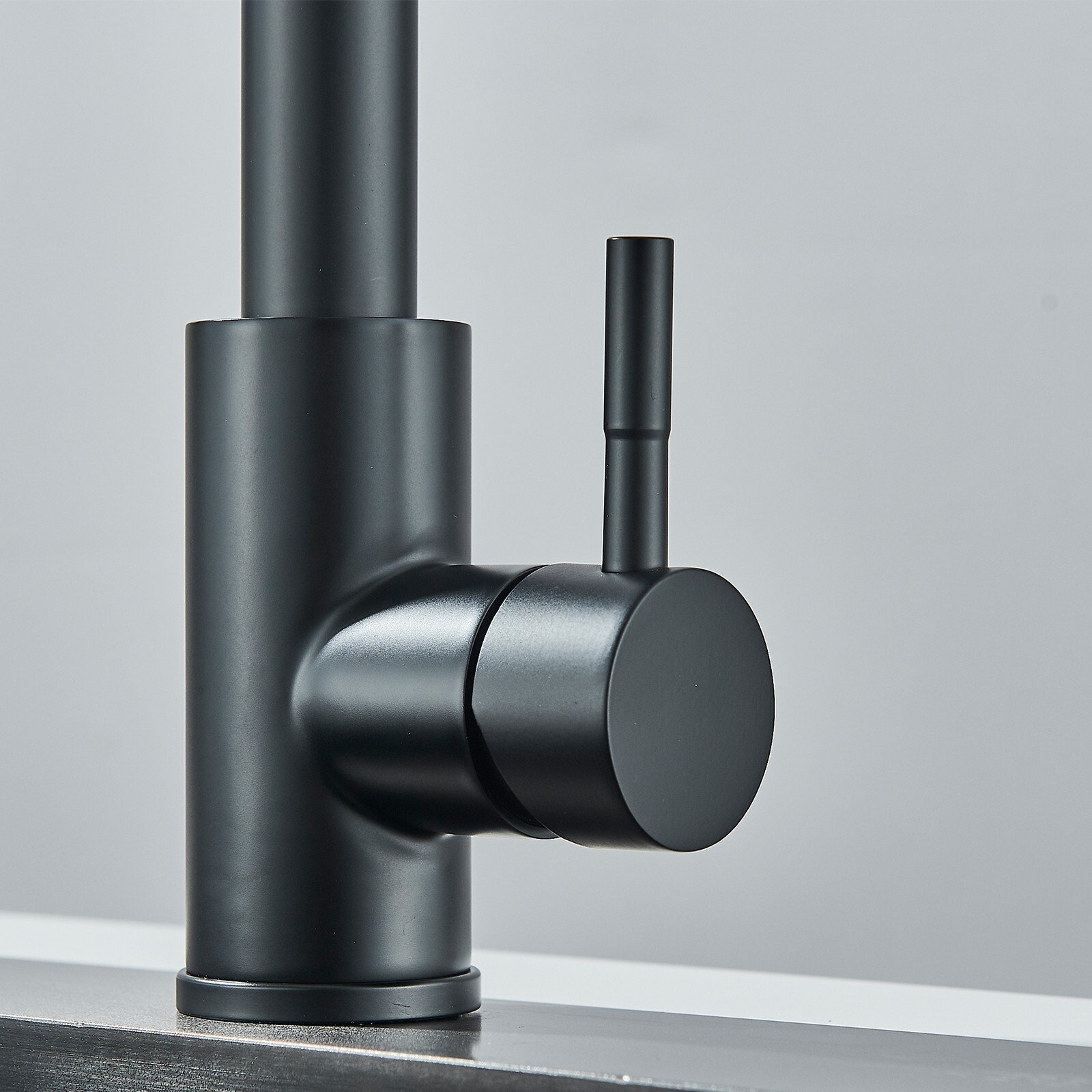 Matte Black Kitchen Mixer Taps Pull Out Spray Head Single Lever Mono Sink Faucet